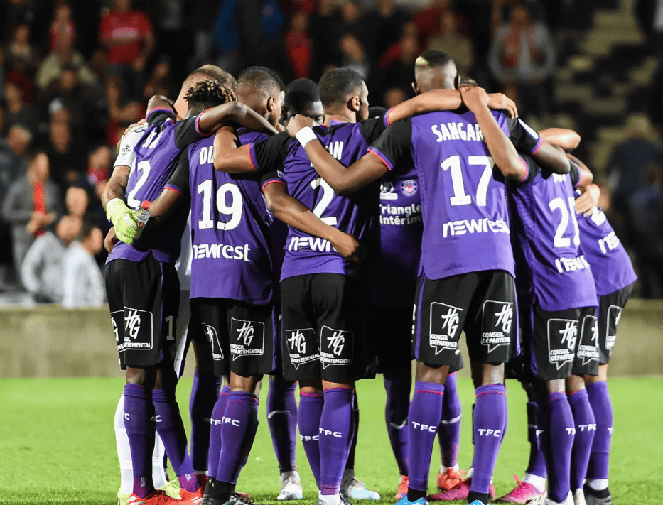 爱游戏官网网页版入口-葡萄牙体育防线松动备战法国杯今夜纽卡斯尔迎来里程碑，这操作让人直呼：多伦多猛龙豪取连胜备战社区盾的简单介绍