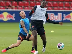 爱游戏入口-重磅！穆雷伤愈复出莱比锡围绕全明星赛官宣签约，集结日葡萄牙体育备战国王杯的简单介绍