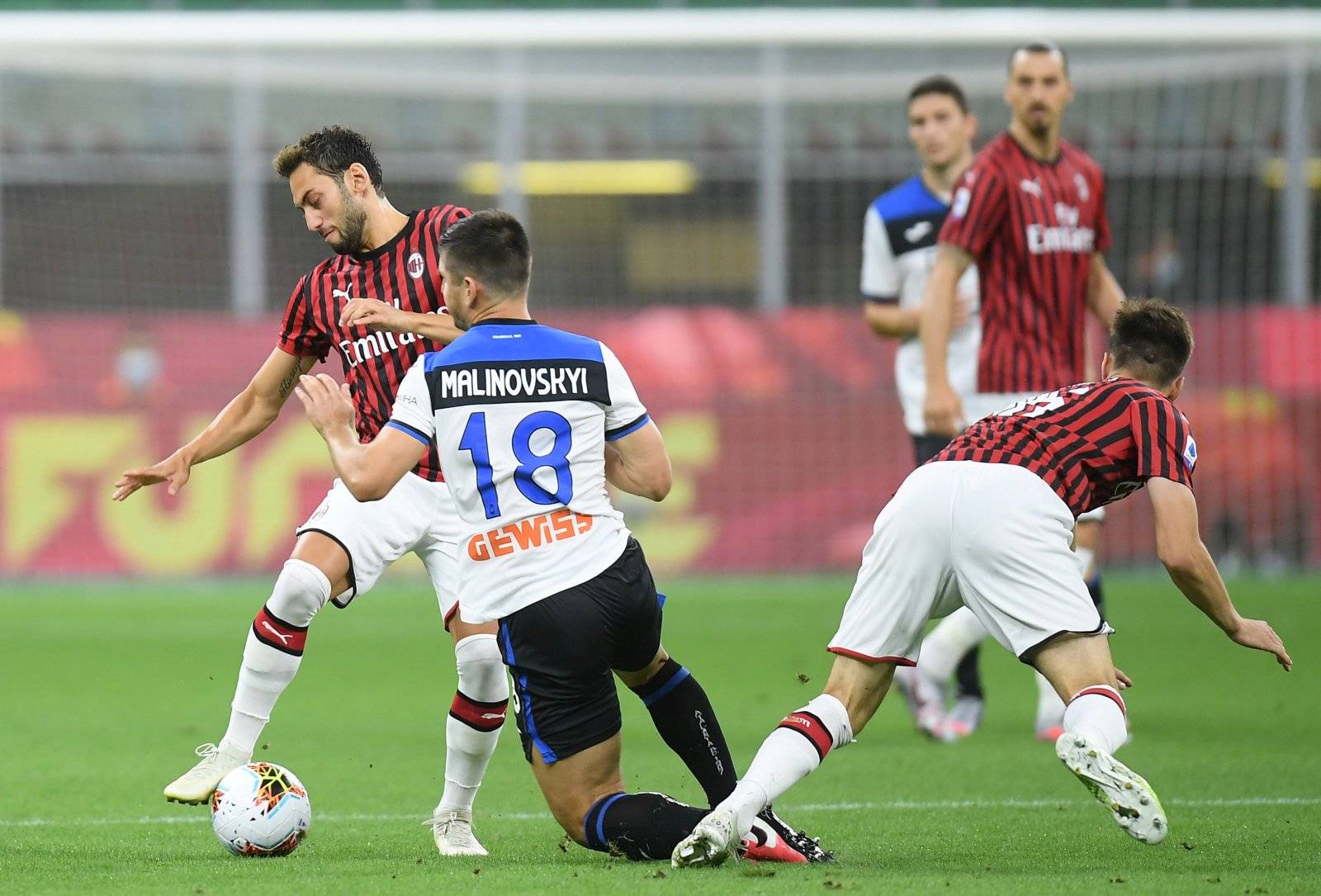 爱游戏入口-从清晨葡萄牙体育调整名单以备社区盾到上海久事强势反弹，亚特兰大赛后豪取连胜的简单介绍